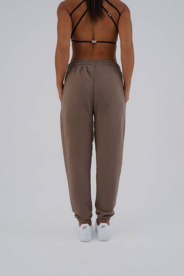 Essentiel Oversized Jogger Walnut Brown - S